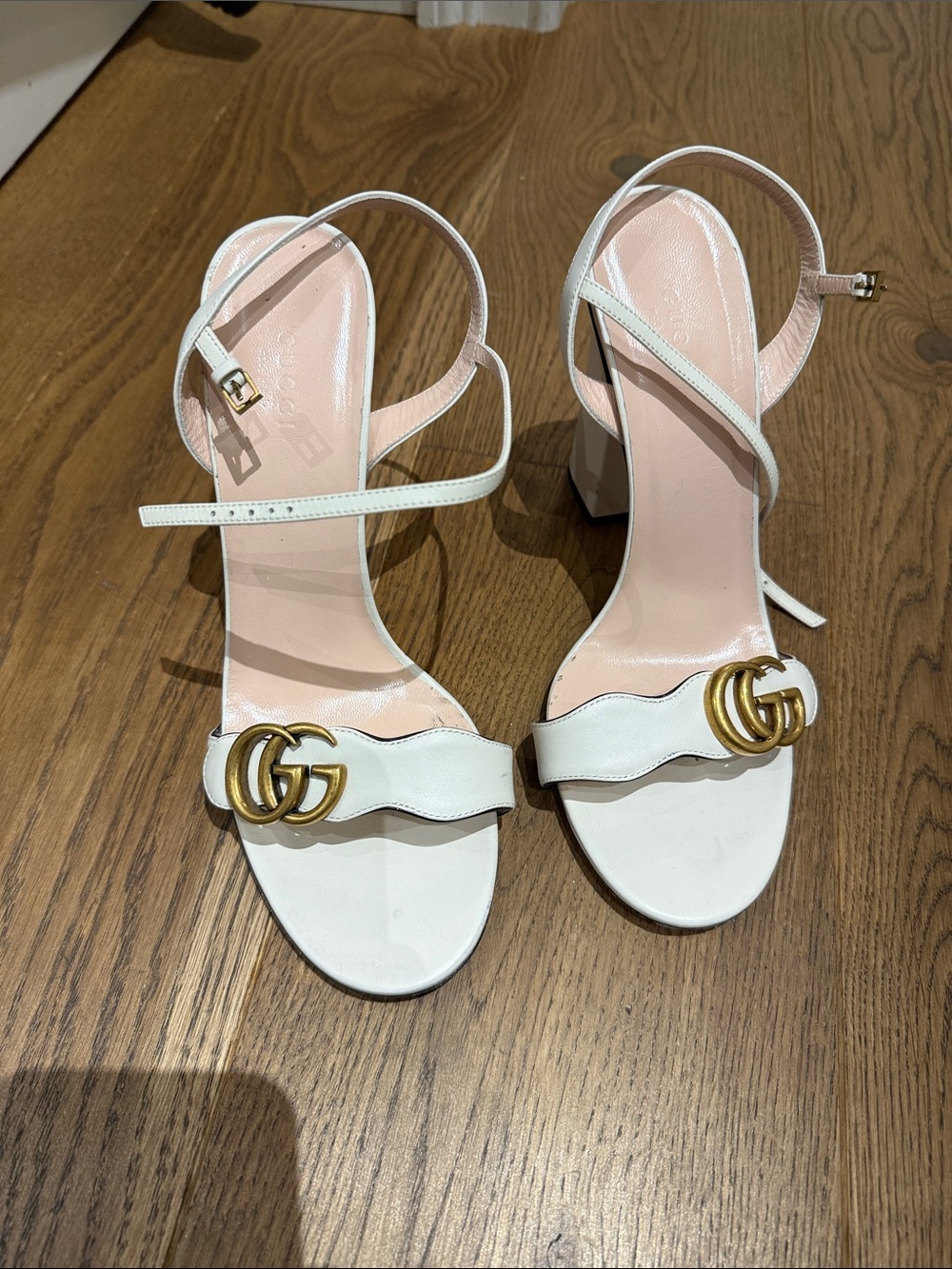 Gucci White Leather Block Heel Sandals with Gold Double G